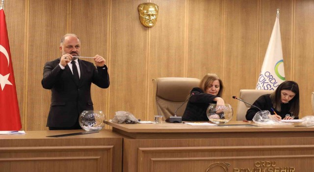 Orduda sözleşmeli personel seçimi noter huzurunda kura çekimi ve canlı yayınla gerçekleşti