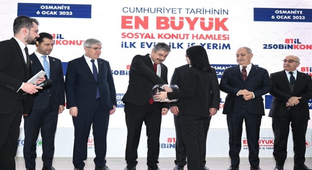 Osmaniyede bin 550 konut için kura çekimi yapıldı