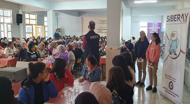 Osmaniye'de Lise öğrencilerine “Siber suçlar” konulu seminer verildi