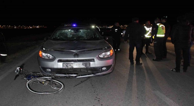 Otomobilin çarptığı bisikletli çocuk hayatını kaybetti