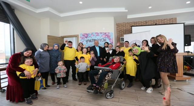 Özel bireyler Yanımdasın Beni Tanı etkinliğinde eğlendi