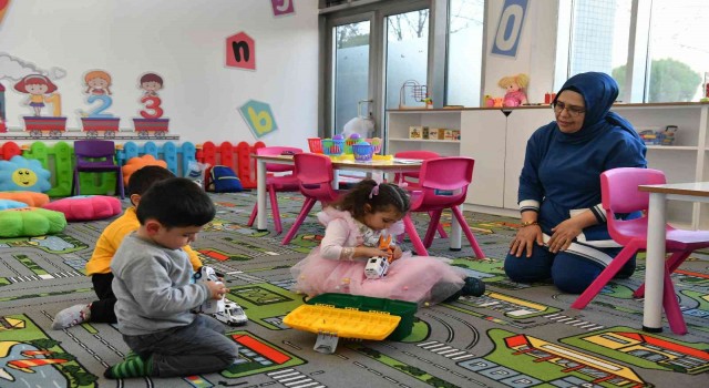Özel gereksinimli çocuklar, mola evlerinde sosyal hayata bağlanıyor
