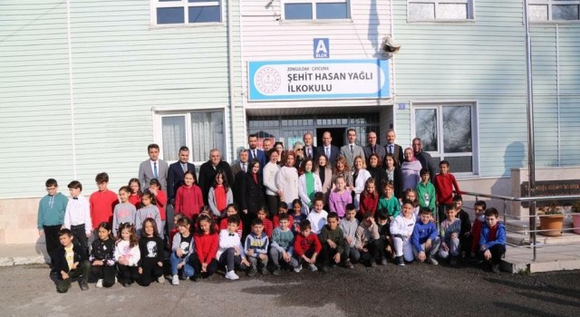 Özerden minik yazarlara teşekkür belgesi