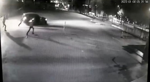 Pendikte marketi soyan hırsızlar bekçilere yakalandı