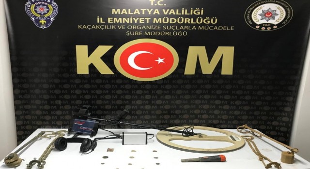 Polis operasyonunda 11 parça tarihi eser ele geçirildi