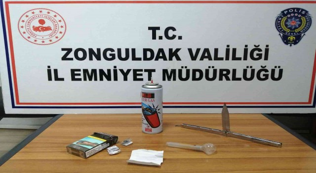 Polislerin şüphelendiği araçtan uyuşturucu çıktı