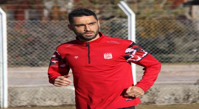 Rıza Çalımbay: “Sol bek almadan Uğur Çiftçiyi bırakma şansımız yok”