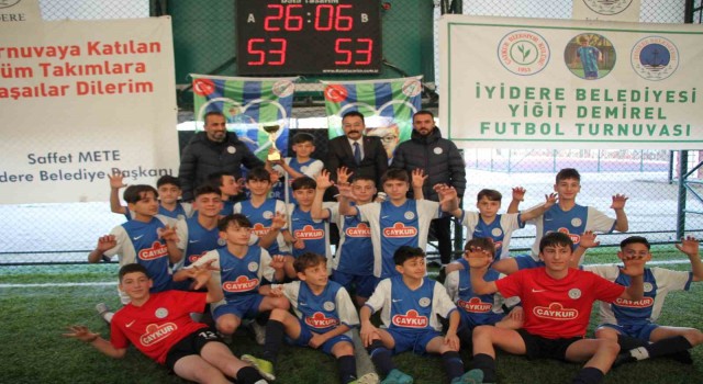 Rizede Yiğit Demirel anısına turnuva düzenlendi