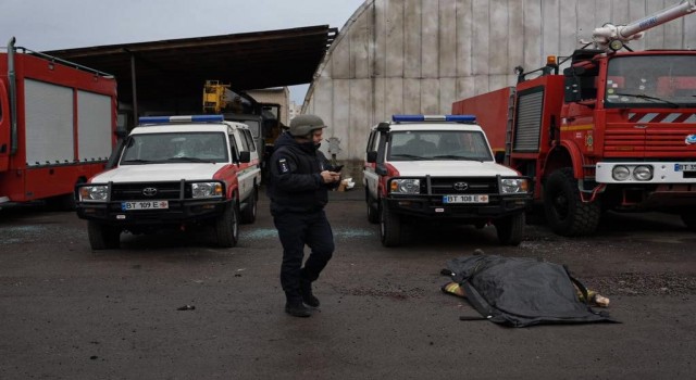 Rusya ateşkes öncesi itfaiye istasyonunu vurdu: 1 ölü