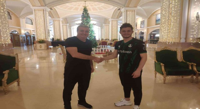 Sakaryaspor, Bülent Uzunu transfer etti