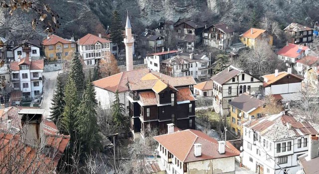 Sakin şehir ünvanlı Mudurnu, kültür turizmini sevenlerin ilgisini çekiyor