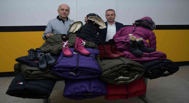 Samsun TSOdan öğrencilere giysi yardımı