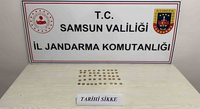 Samsunda jandarma 47 adet sikke ele geçirdi