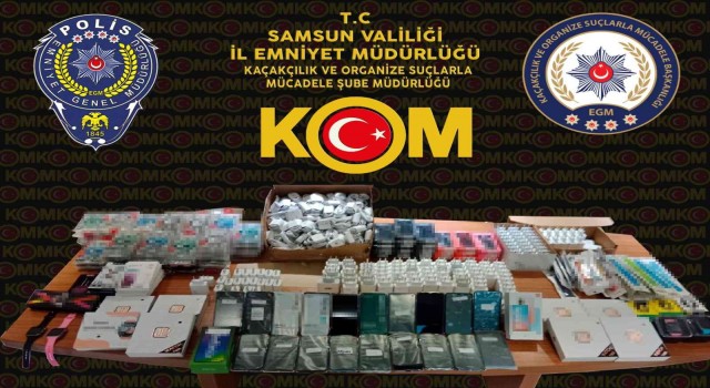 Samsunda kaçak cep telefonu ve aksesuarı ele geçirildi