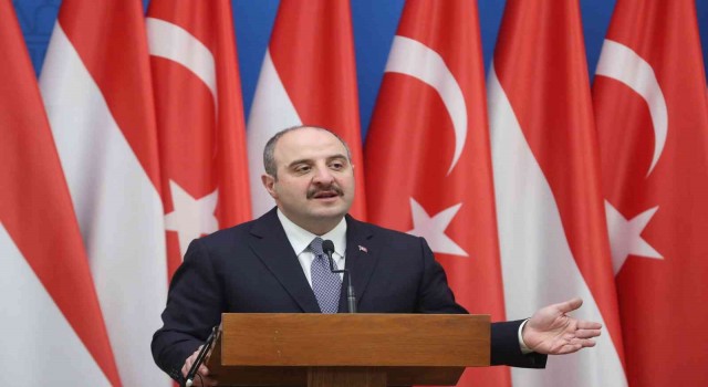Sanayi ve Teknoloji Bakanı Varank: ABD yapımı HIMARS çoklu roketatar sistemlerine alternatif ürünleri Türkiyede üretiyoruz