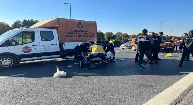 Sancaktepe TEMde feci kaza: Yolcu otobüsü çarptı, metrelerce savrularak hayatını kaybetti