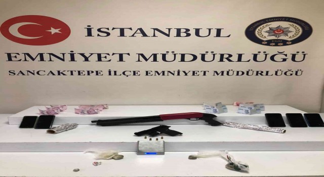 Sancaktepede iş yerinden projektör çalan hırsız kıskıvrak yakalandı