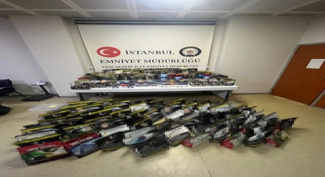Sancaktepede kaçak tütün satışı yapılan ruhsatsız tütüncü dükkanına operasyon