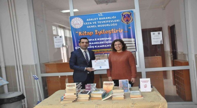 Sandıklıda ‘Kitap İyileştirir projesi