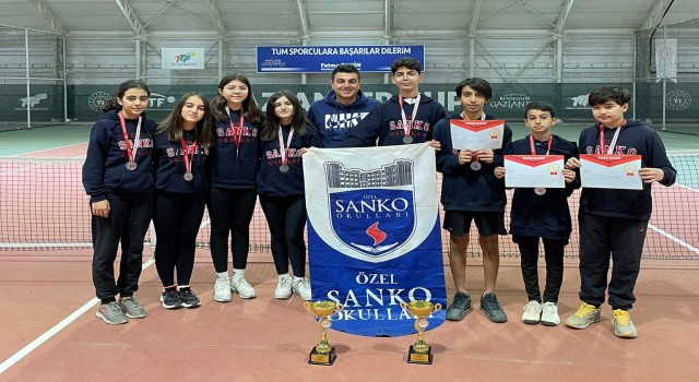 SANKO Okullarının tenis başarısı