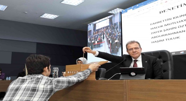 Seçer: Cumhuriyetimizin 100. yılında daha nice yatırımları hayata geçireceğiz