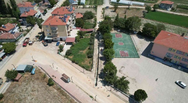 Selendinin altyapı yatırımına vatandaştan övgü