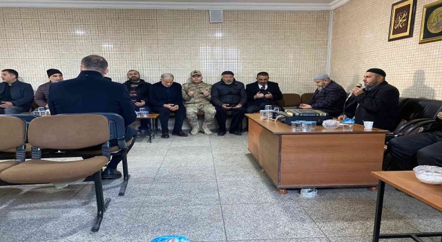 Siirt Valisi Hacıbektaşoğlu, iki aileye baş sağlığı dileklerinde bulundu