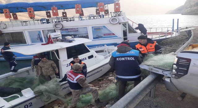 Siirtte 20 farklı noktada kaçakçılara yönelik operasyon gerçekleştirildi