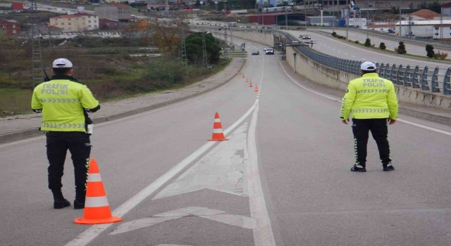 Sinopta 782 sürücüye hız ihlalinden ceza