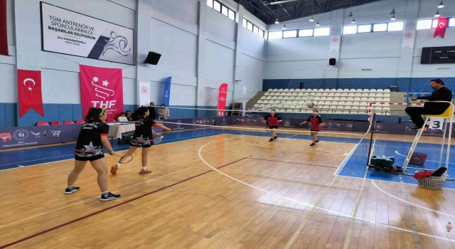 Sinopta Badminton Grup Müsabakaları başladı