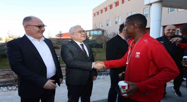 Sivasspor kafilesi 8 eksikle Gaziantepe gitti