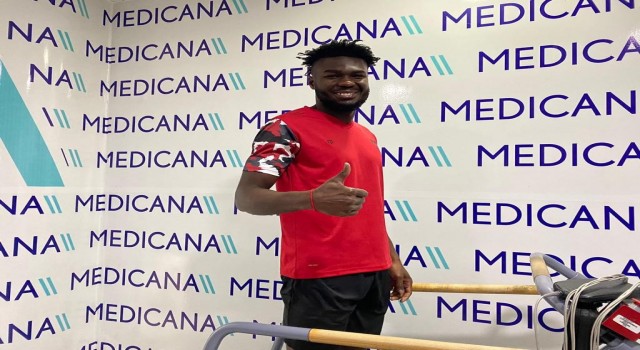 Sivassporun yeni transferi Jordy Caicedo sağlık kontrolünden geçti