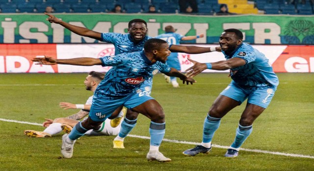 Spor Toto 1. Lig: Çaykur Rizespor: 3 - Denizlispor: 1