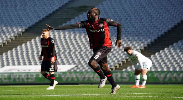 Spor Toto Süper Lig: Fatih Karagümrük: 2 - Konyaspor: 0 (İlk yarı)