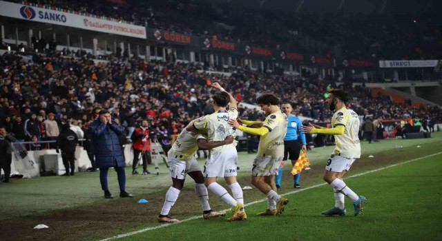 Spor Toto Süper Lig: Gaziantep FK: 1 - Fenerbahçe: 2 (Maç sonucu)