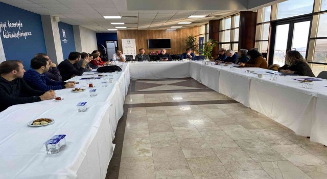 SUBÜden sosyal bilimlerde proje yazma eğitimi