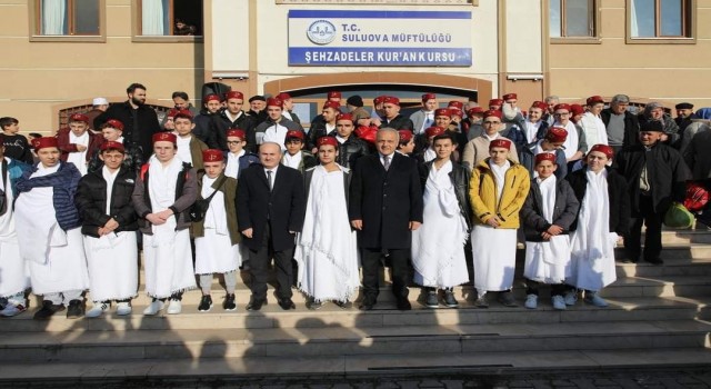Suluovada 65 genç hafıza umre ödülü
