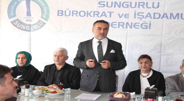 Sungurluda iş insanları STK temsilcileri ile buluştu