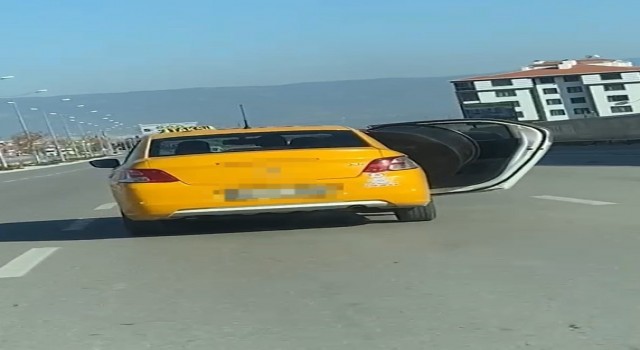 Taksiye sığmayan kazanın tehlikeli yolculuğu