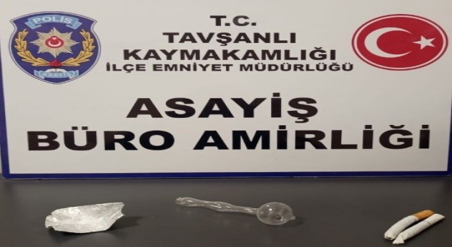 Tavşanlıda uyuşturucu sattığı tespit edilen kişi tutuklandı