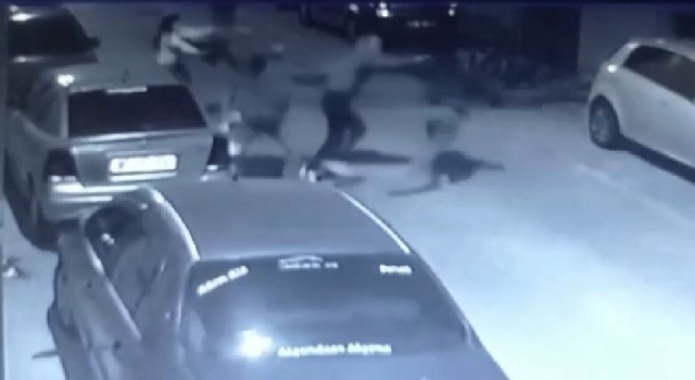 Tekirdağda 2 kişinin bıçaklandığı kavga kameraya yansıdı