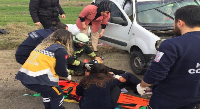 Tekirdağdaki feci kazada can pazarı yaşandı: 2si ağır 4 yaralı