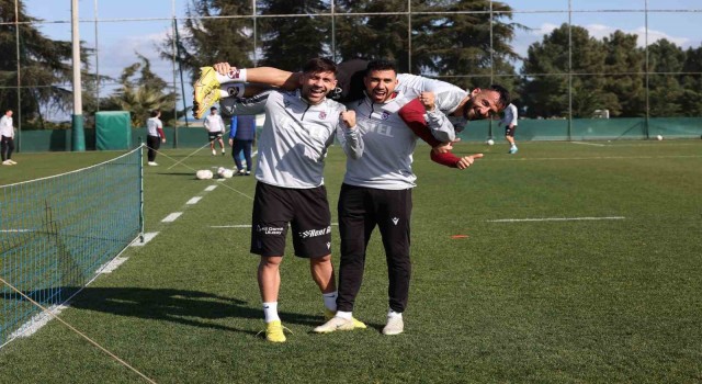 Trabzonsporda Siopis neşe kaynağı oldu