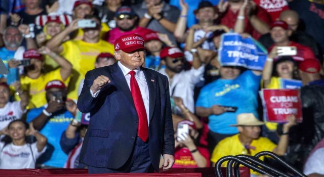 Trump, 2024 seçim kampanyasına başladı: Şimdi daha kızgınım ve her zamankinden daha fazla kararlıyım