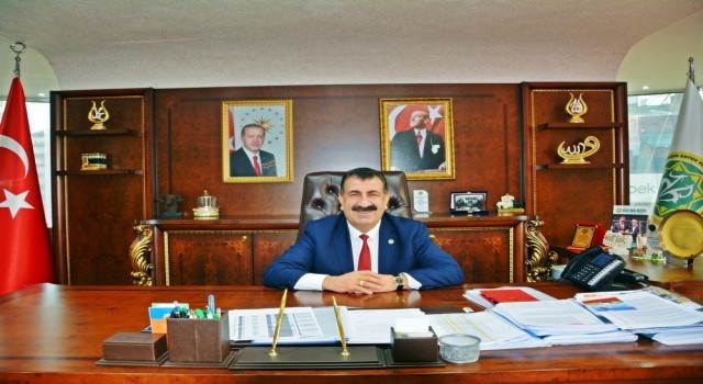 TÜDKİYEB Genel Başkanı Nihat Çelik: “Cumhurbaşkanımızın Tarım BAĞ-KUR sigortalılarının EYT kapsamında sorunlarının çözüleceği müjdesini memnuniyetle karşılıyoruz”