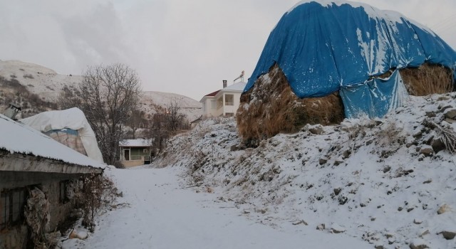 Tuncelide kar sevinci kısa sürdü