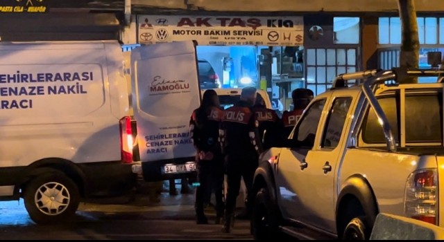 Ümraniyede silahlı kavgada ölen kişinin cesedi Adli Tıp Morguna kaldırıldı