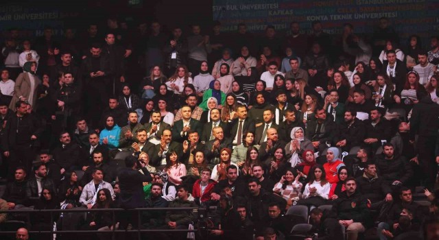 Üniversiteli gençler ‘ÜniAK FESTte bir araya geldi