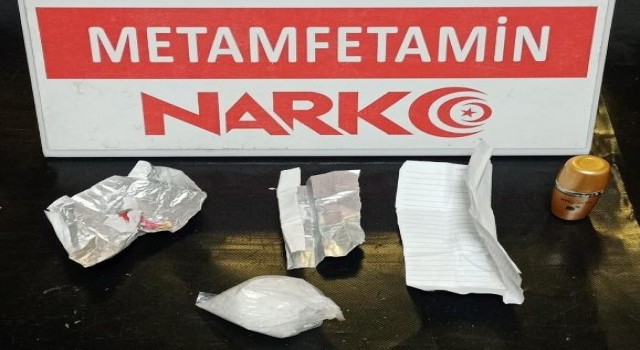 Uyuşturucu taciri 10 şüpheli tutuklandı