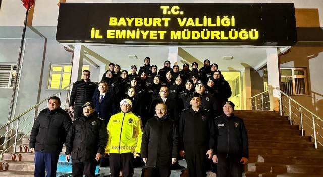 Vali Epcim yeni yıl akşamı görev yapan personelleri ziyaret etti
